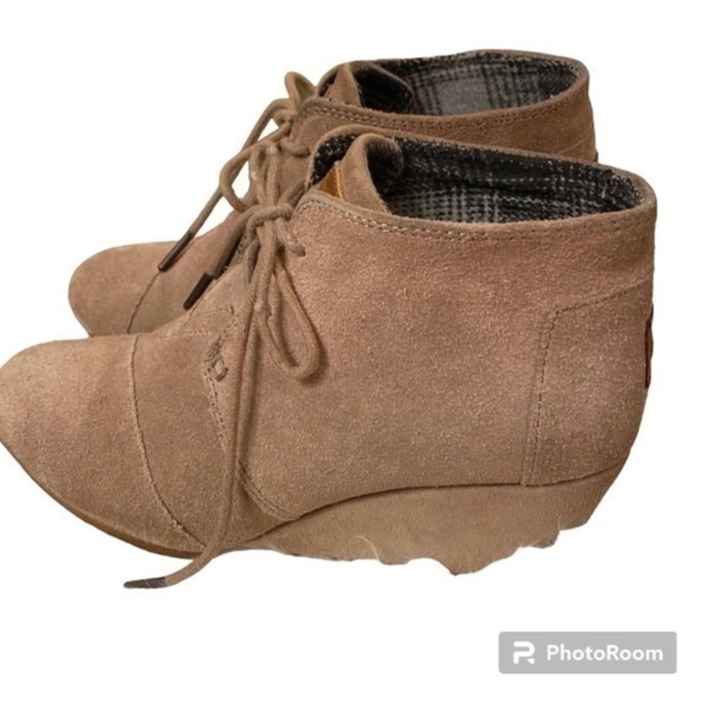 TOMS Desert Wedge Boot-Women's (Castlerock Grey Suede) Size 7